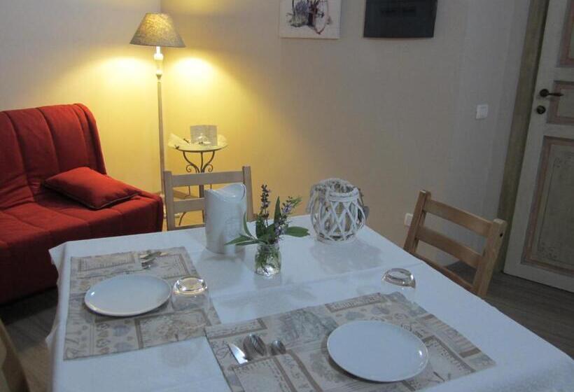 غرفة ديلوكس ثلاثية, Antico Portale Ospitalità Diffusa