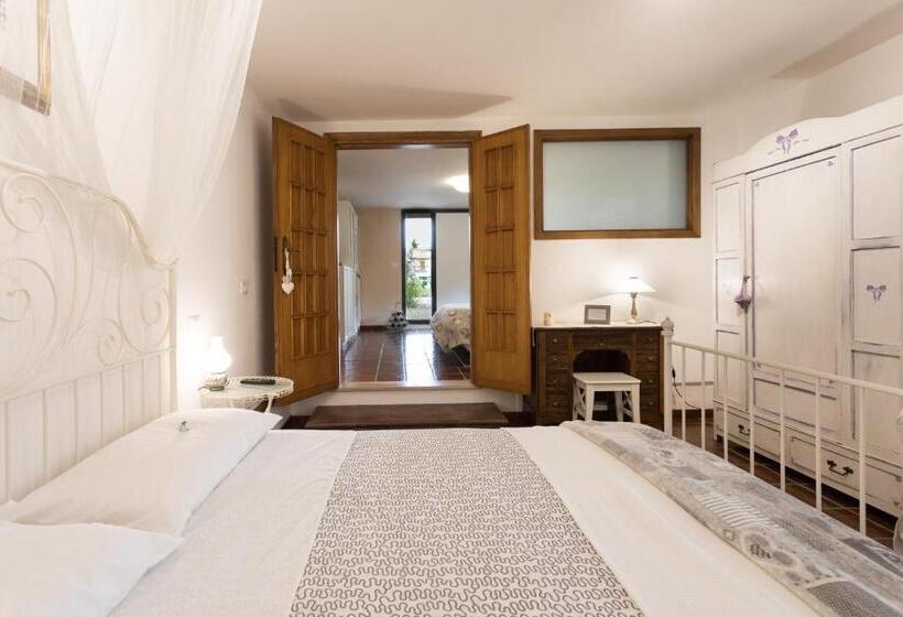 Люкс, Assisi Charme