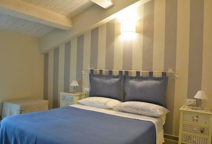 Номер Deluxe, Il Fienile Di Assisi