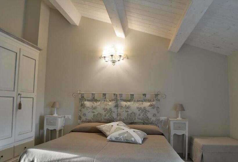 Номер Deluxe, Il Fienile Di Assisi