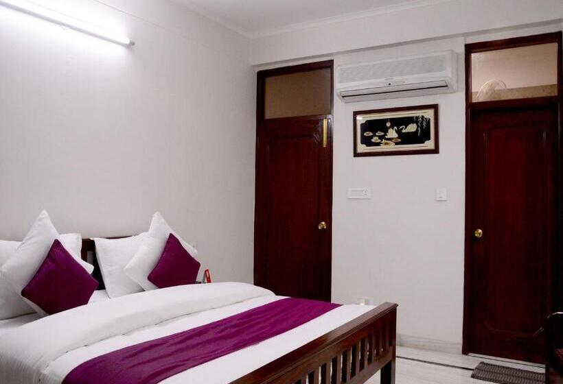 חדר סטנדרט, Sukhvilas