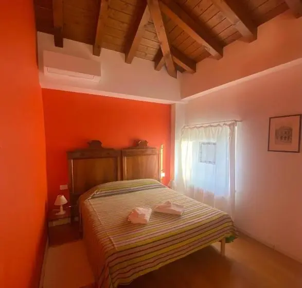 اتاق لوکس, Villa Dragoni
