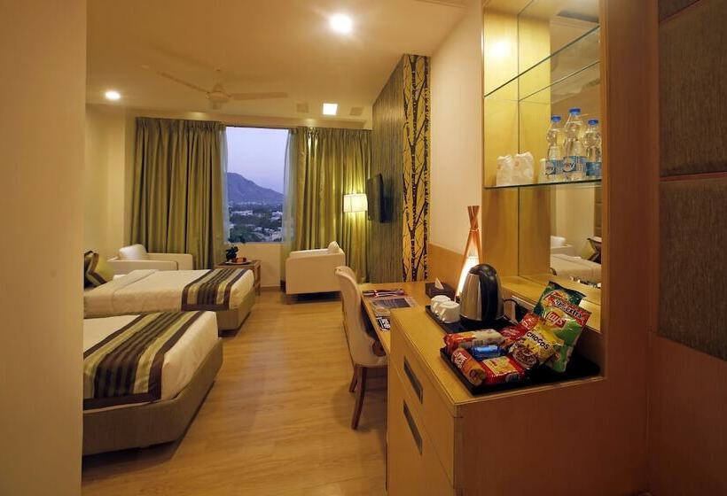 Apartament Deluxe 1 Sypialnia, Ln Courtyard