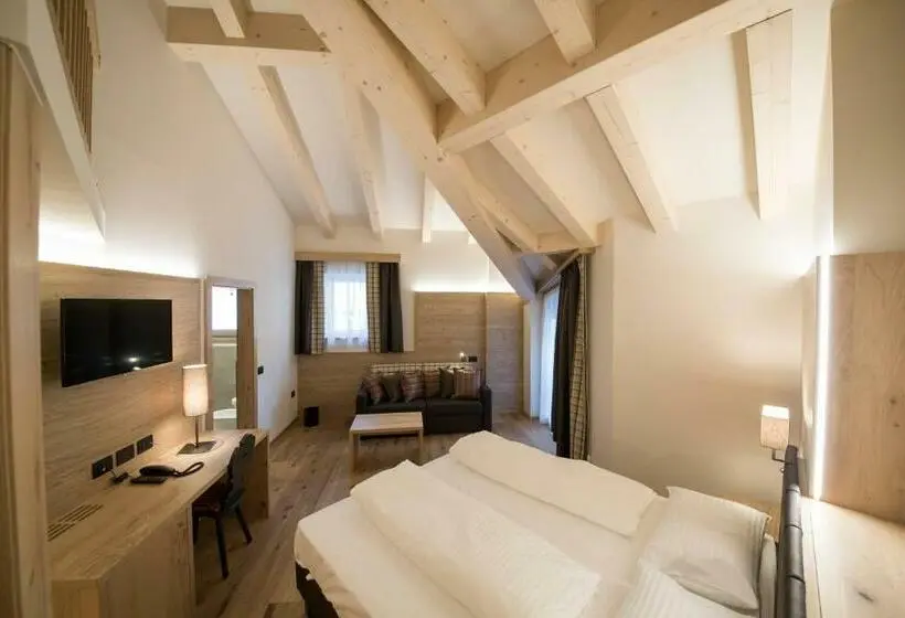 Junior Suite, Monroc