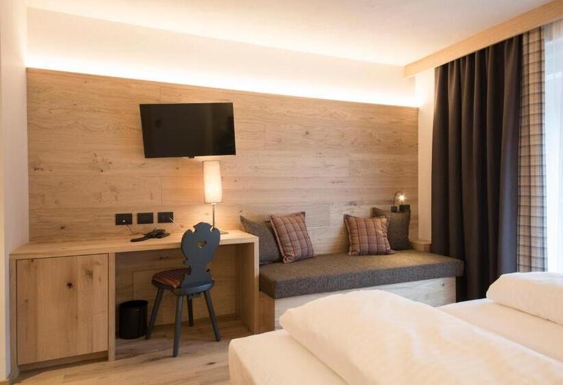 חדר קומפורט, Monroc