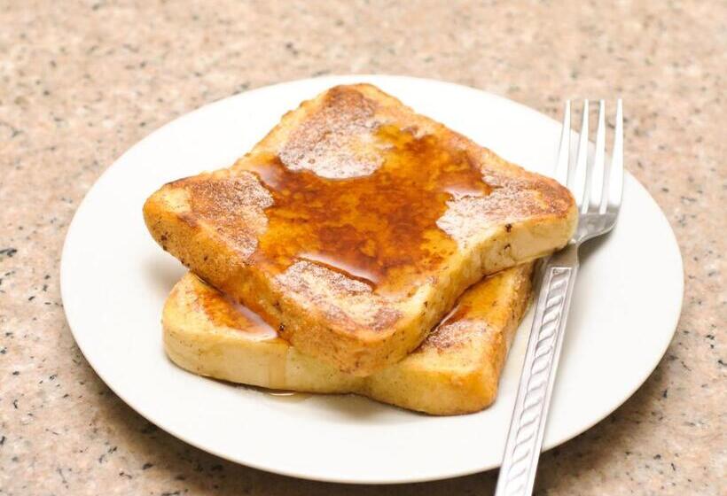 Deluxe Rum, Radhika Jaisalmer