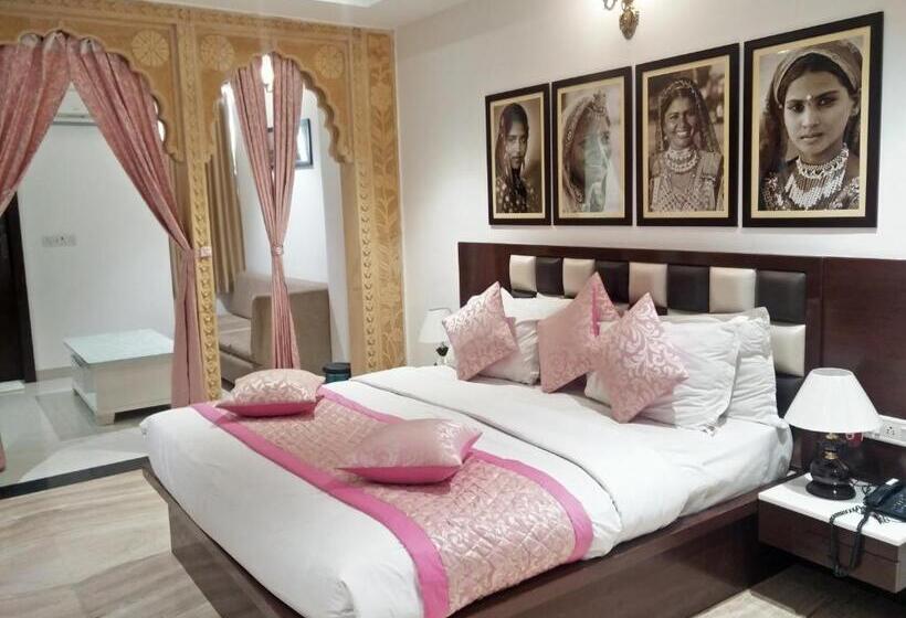 Deluxe Svit Kingsäng, Radhika Jaisalmer