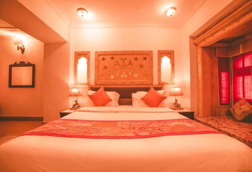 Deluxe Svit Kingsäng, Radhika Jaisalmer