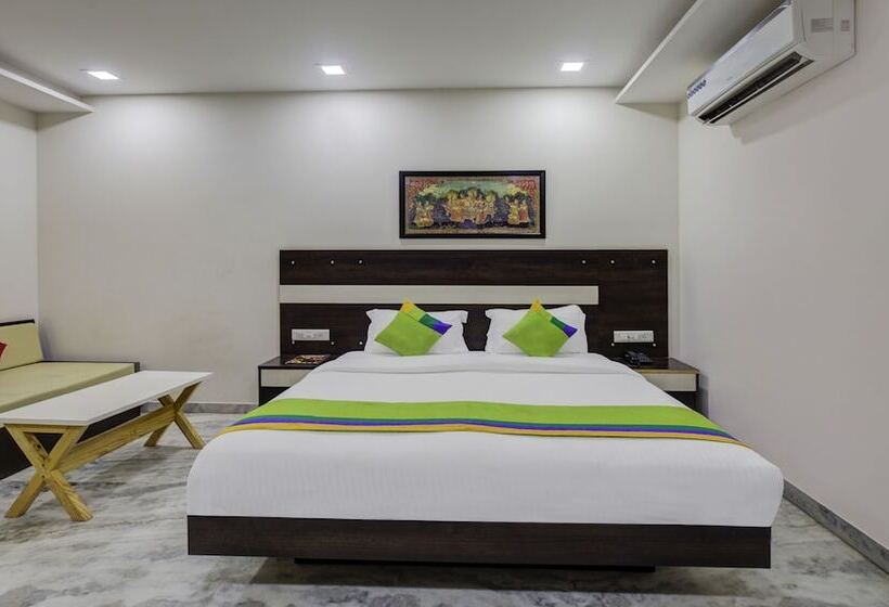 Quarto Deluxe, Royal Dezire