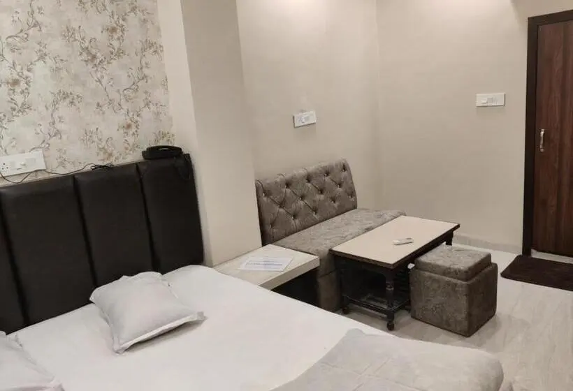 Deluxe Zimmer, Samrat Ajmer