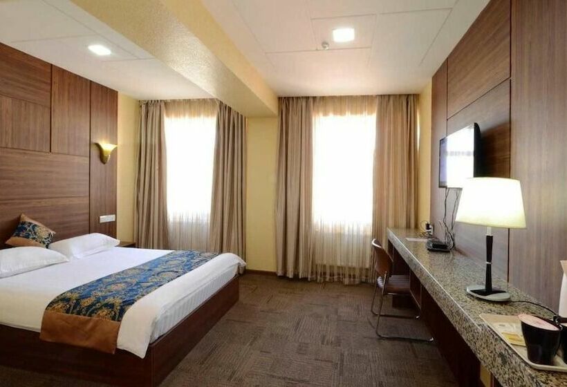 اتاق لوکس, Zolo