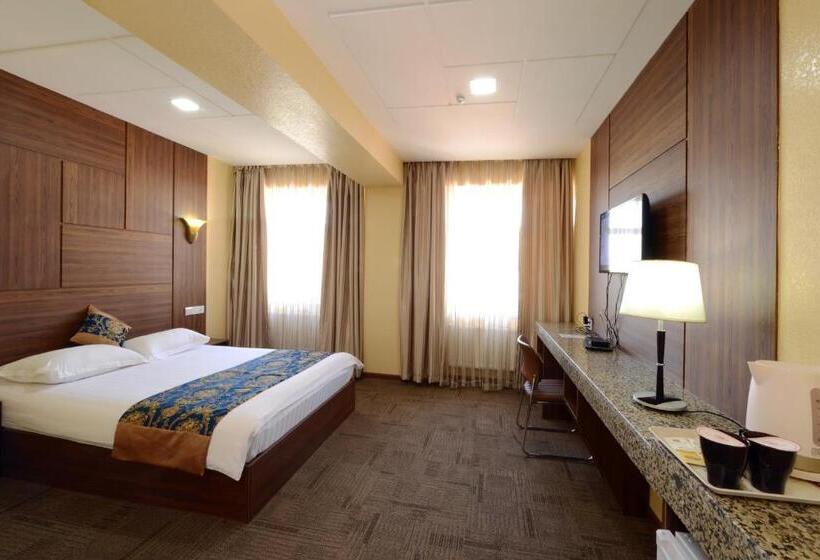 اتاق سوپریور, Zolo