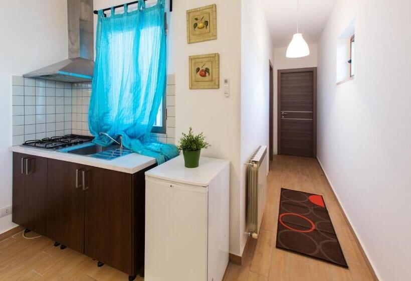 패밀리 룸 산 전망, Semu A Mari B&b