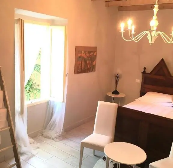 スタンダードルーム, Vicolo Del Nido B&b