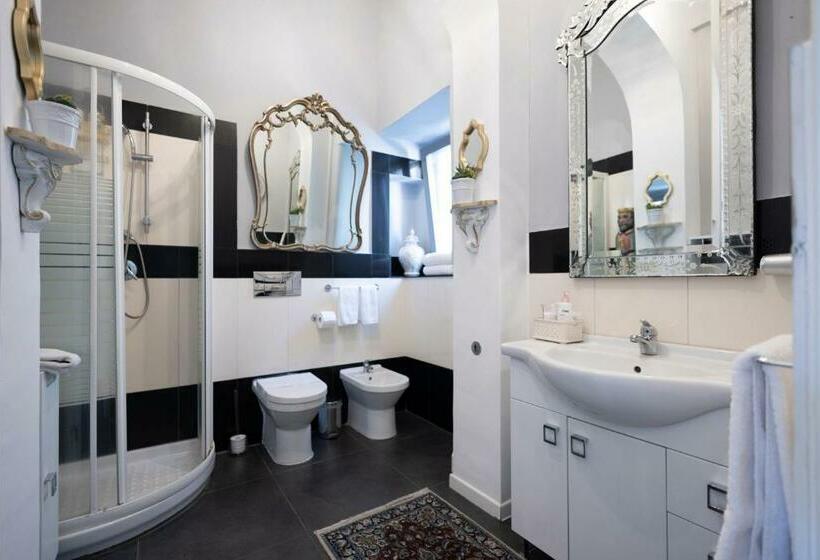 آپارتمان 2 خوابه, I Mori