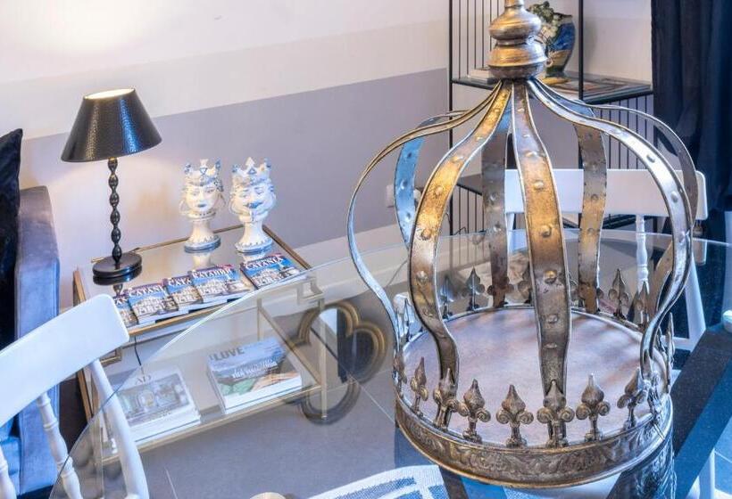 آپارتمان 2 خوابه, I Mori