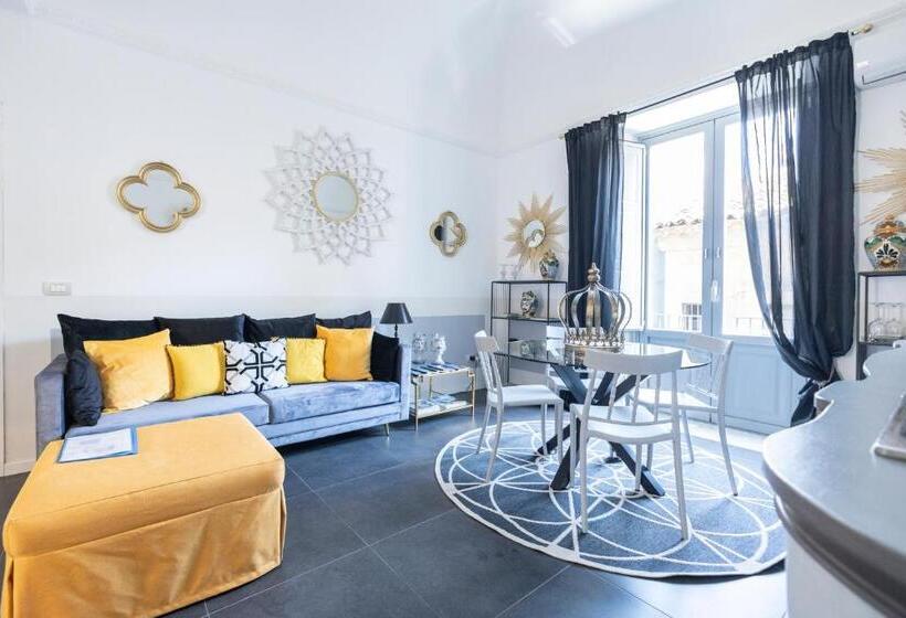 آپارتمان 2 خوابه, I Mori