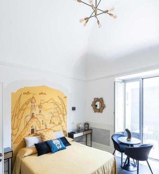 آپارتمان 2 خوابه, I Mori