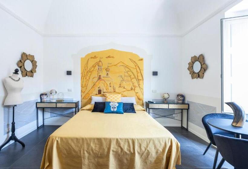 آپارتمان 2 خوابه, I Mori