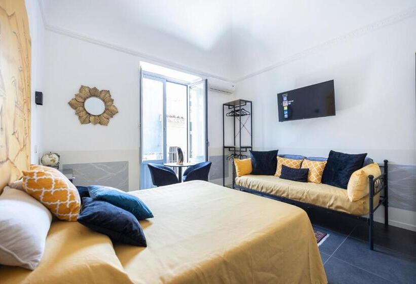 آپارتمان 2 خوابه, I Mori