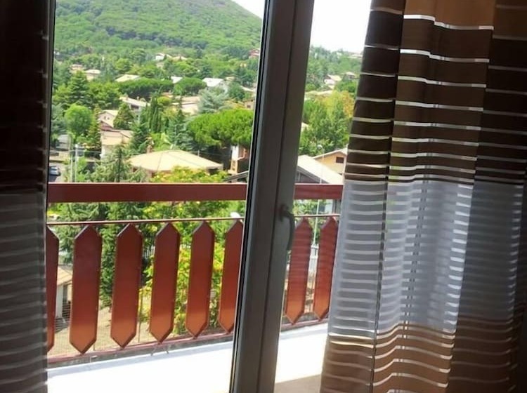 اتاق استاندارد با چشمانداز کوهستان, Il Giardino Di Leoca