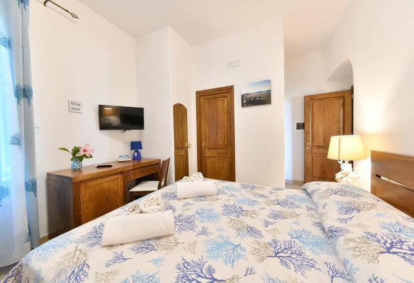 اتاق استاندارد با چشم‌انداز باغ, Relais Maison De Charles