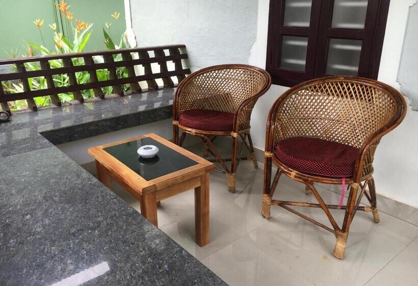 بانگلوی لوکس, Divine Bliss Beach Resort