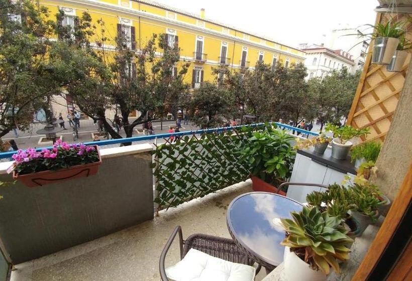 اتاق استاندارد با بالکن, Domus Corso Umberto 18 B&b
