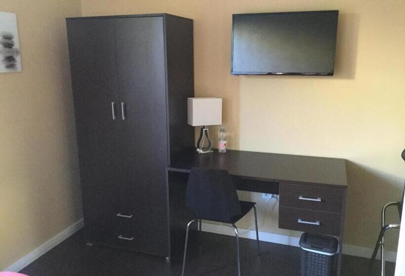 اتاق استاندارد با بالکن, Domus Corso Umberto 18 B&b