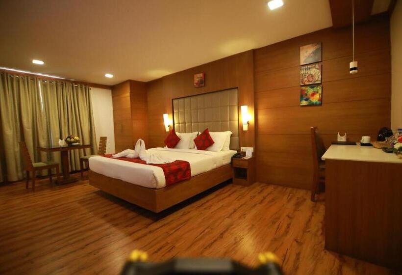 جناح ديلوكس, Broad Bean Kannur