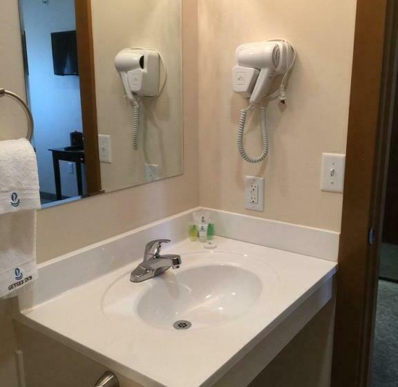 غرفة قياسية, Geyser Inn