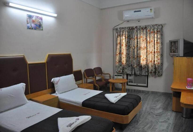 豪华房间, Pearls