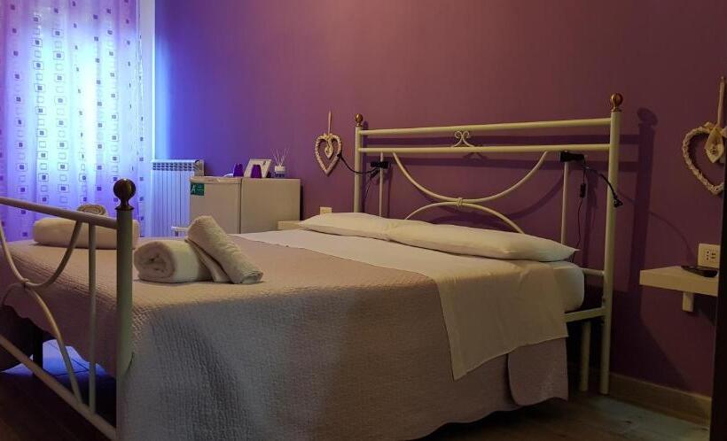 اتاق استاندارد چهار تخته, A Casa Tua B&b