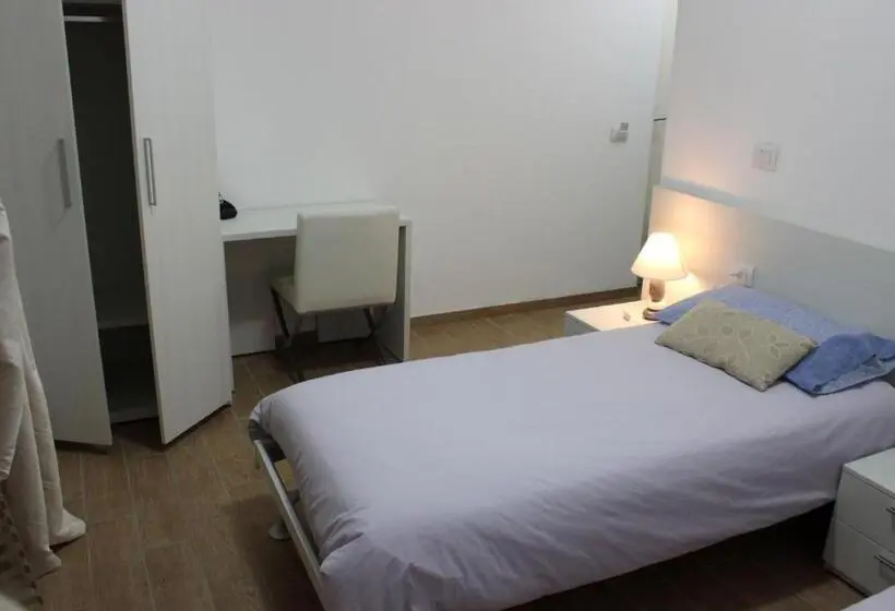 Standard Yhden Hengen Huone, Al Castello Bed And Breakfast
