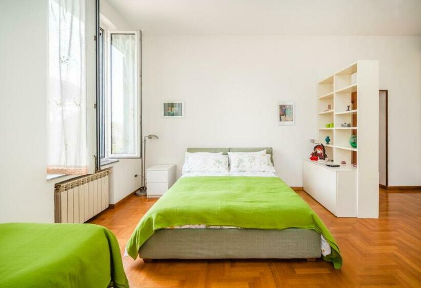 スタンダードトリプルルーム, B&b Casina De Goyzueta