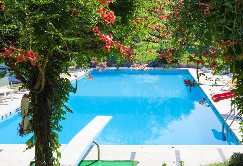 オーシャンビューのデラックストリプルルーム, B&b Casina De Goyzueta