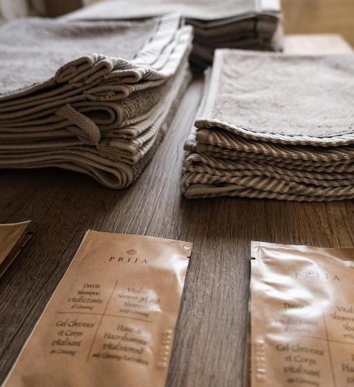 اتاق پریمیوم چهارنفره, B&b Civico 35