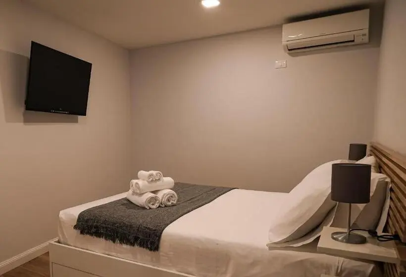 اتاق پریمیوم چهارنفره, B&b Civico 35