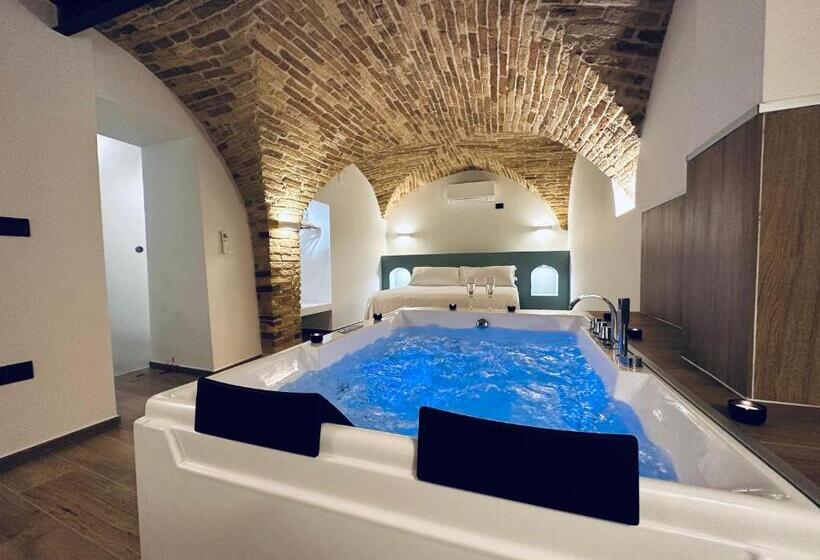 سوئیت با وان آب گرم, B&b Civico 35