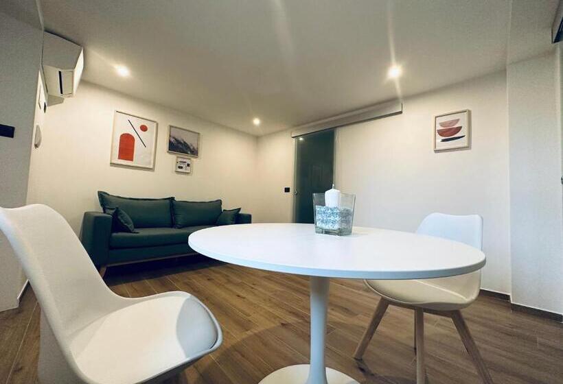 سوئیت با وان آب گرم, B&b Civico 35