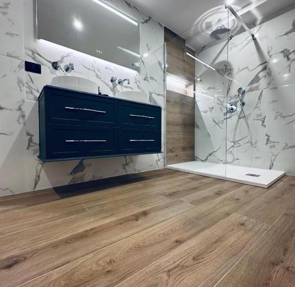 سوئیت با وان آب گرم, B&b Civico 35