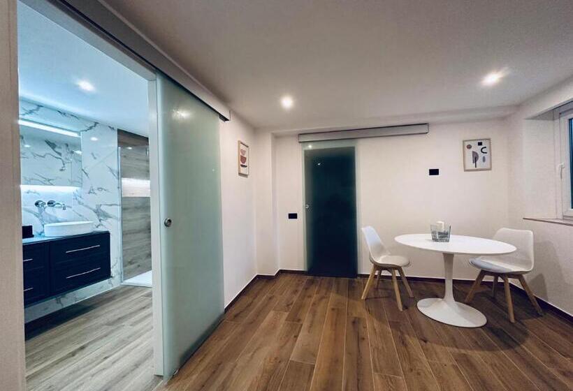 سوئیت با وان آب گرم, B&b Civico 35