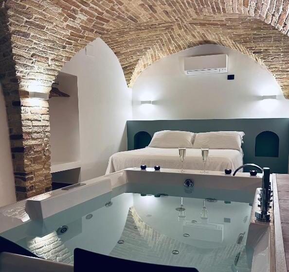 سوئیت با وان آب گرم, B&b Civico 35