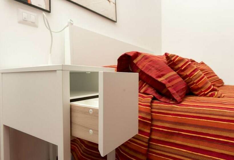 غرفة قياسية, B&b Del Podesta