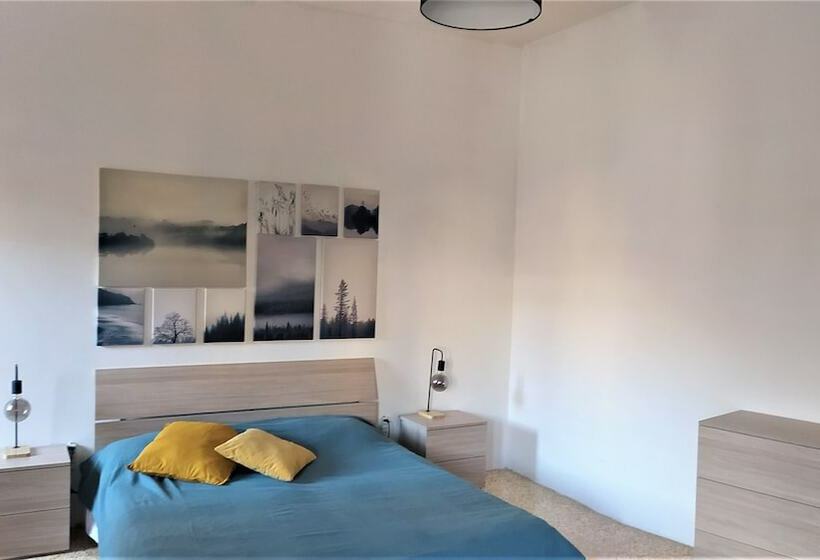 غرفة قياسية, B&b Del Podesta