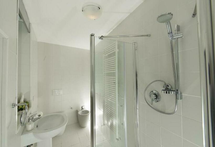 غرفة قياسية, B&b Del Podesta