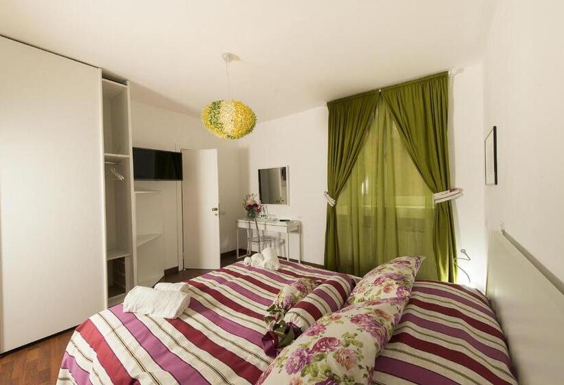 غرفة قياسية, B&b Del Podesta