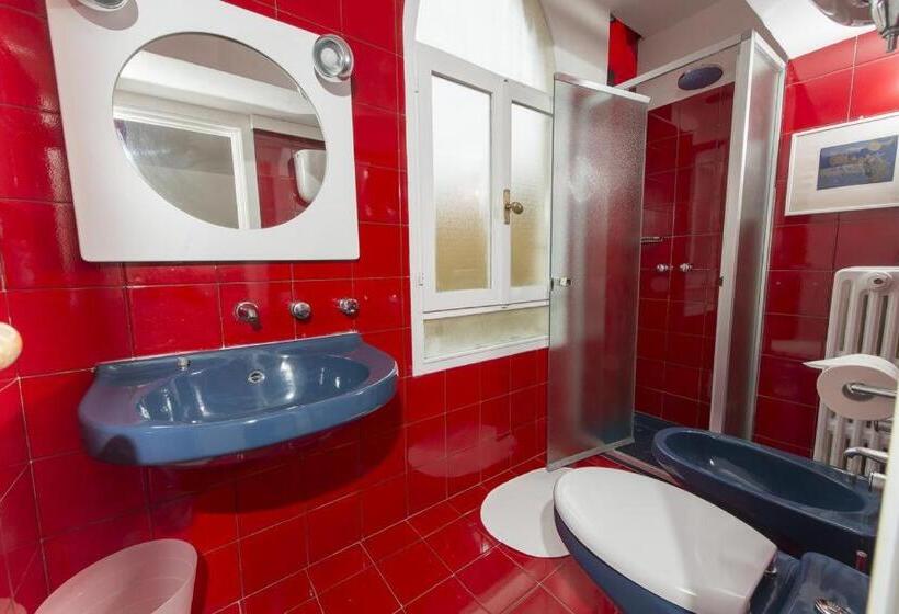 غرفة قياسية, B&b Del Podesta