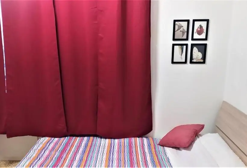 2ベッドルームアパートメント, B&b Del Podesta
