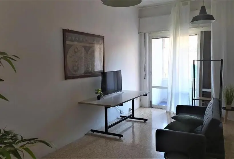 2ベッドルームアパートメント, B&b Del Podesta